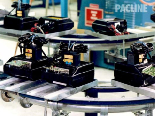 Assembly line use of The PAC-LINE™ floor mounted conveyor system.