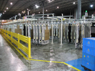 automated storage and retrieval conveyor