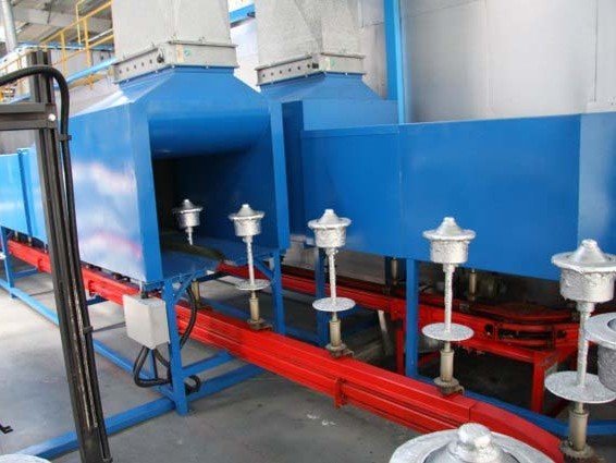 Heavy duty spindle conveyor alternative for powder coating