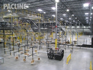 Operator area for trash carton disposal and new carton loading for 6 different zones.